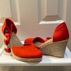Old Navy Tie-Up Wedges